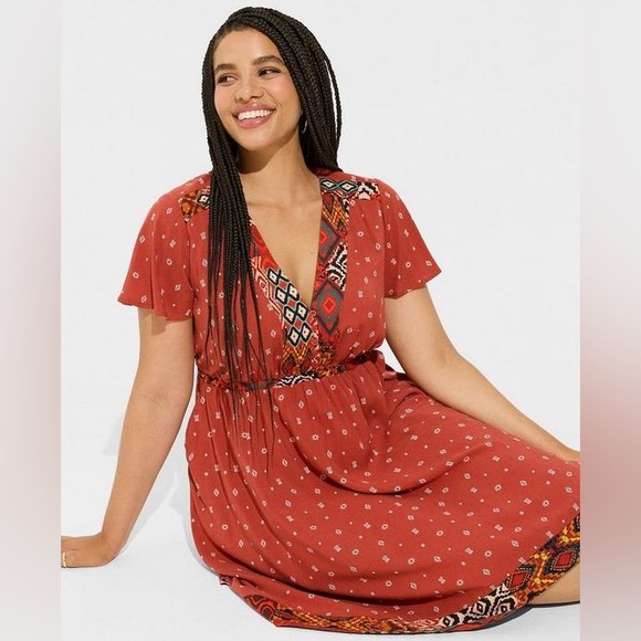 Red torrid dress size 00 - Picture 5 of 7